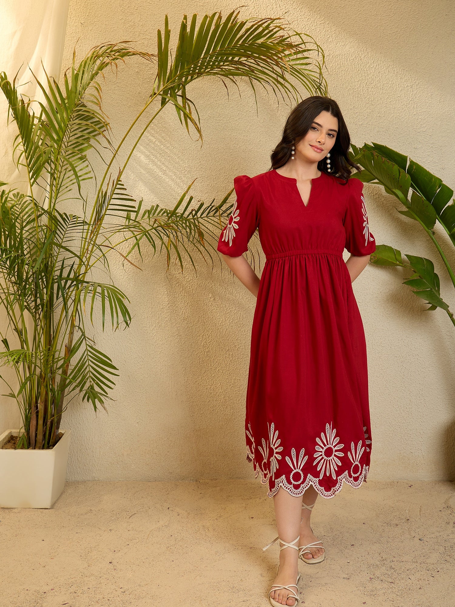 Red Enbroidery Puff Slevee Maxi Dress